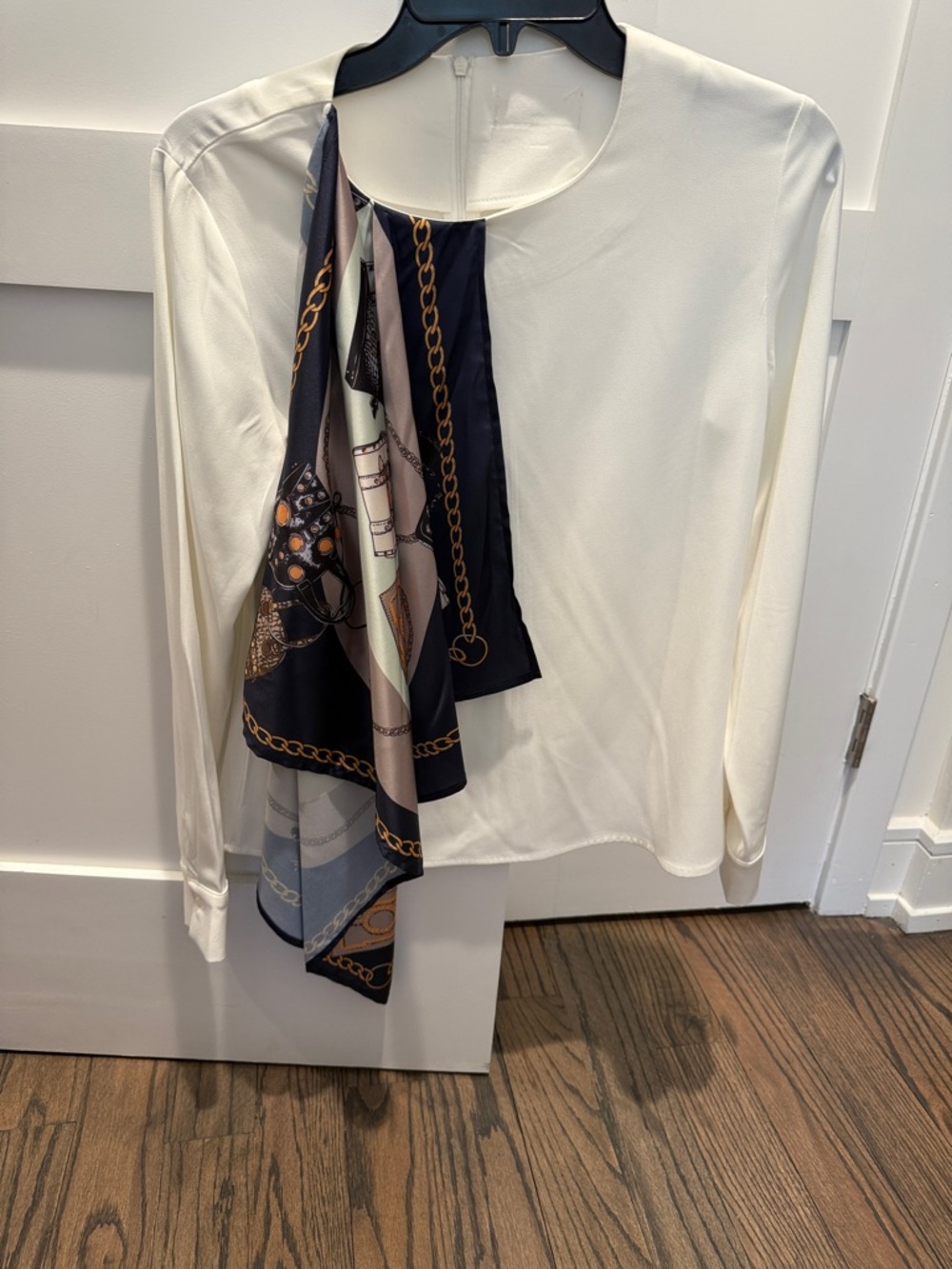 Gracia Cream Blouse with Navy & Multicolor Chain-Print Scarf Detail